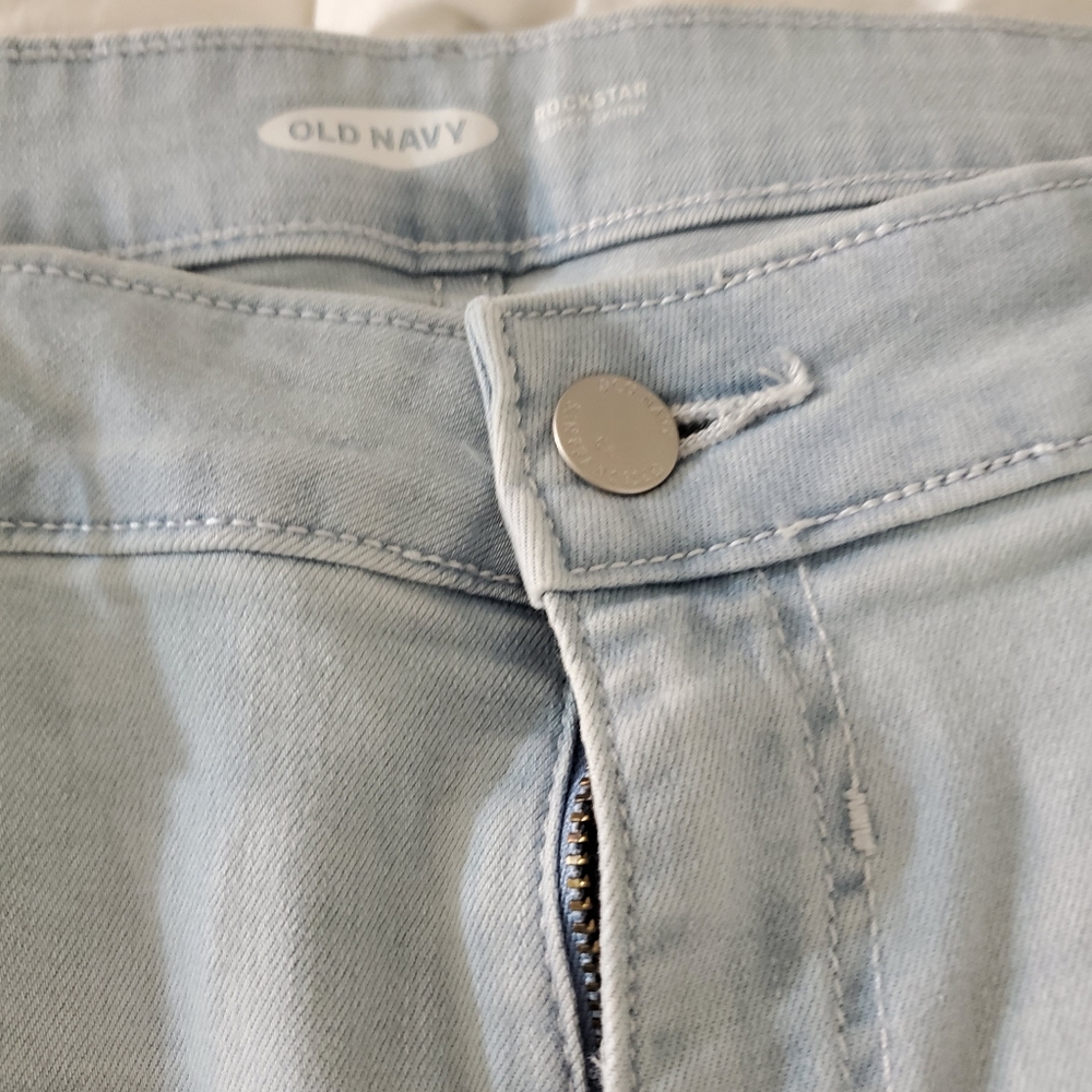 Old Navy Rockstar jeans - Picture 3 of 7